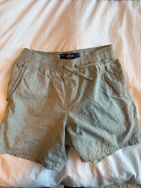 Hollister Olive Green Linen-Blend Men’s Jogger Shorts small